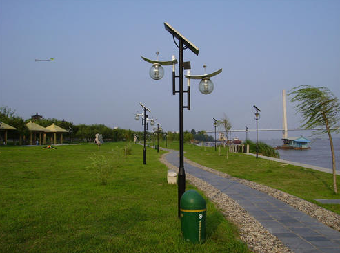 淺談太陽能路燈防雨問題