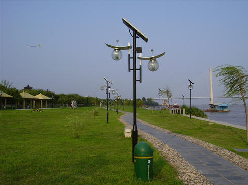 淺談太陽能路燈防雨問題